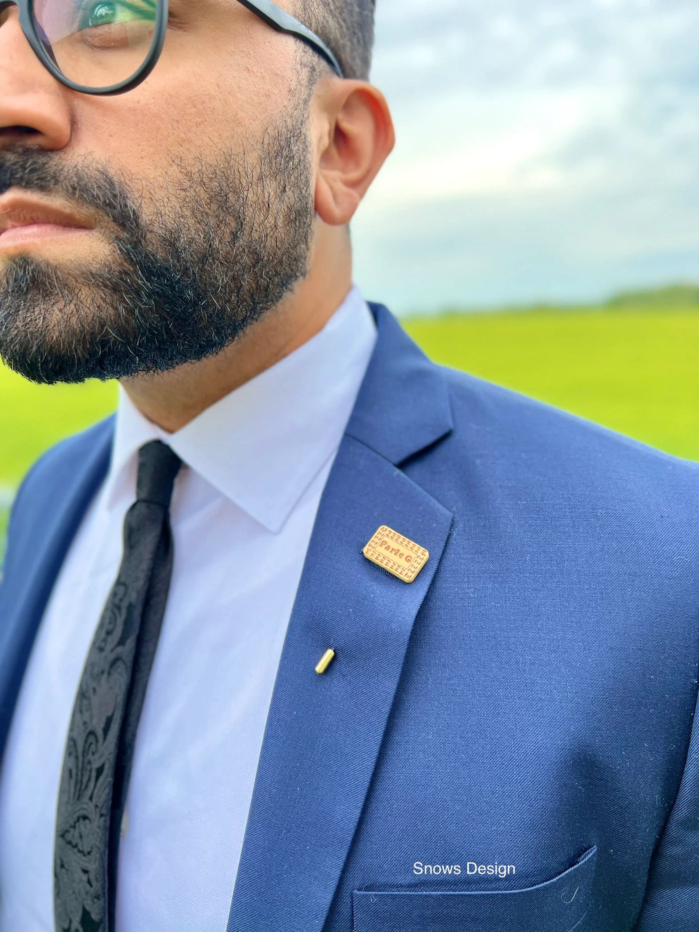 Desi Khana Lapel pins
