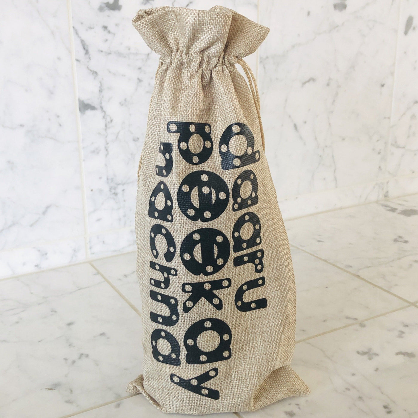Daaru Peekay Nachna Wine Bag