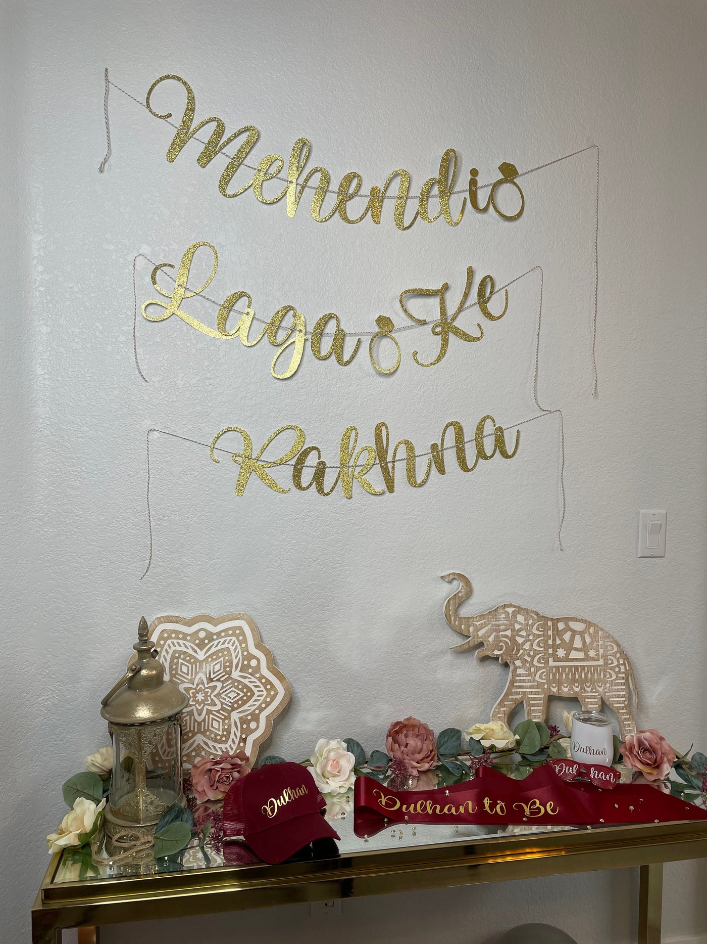 Mehendi Laga Ke Rakhna Banner