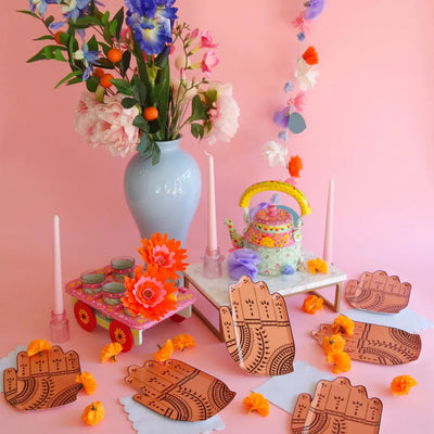 Henna Hand Plate Set (x 8)