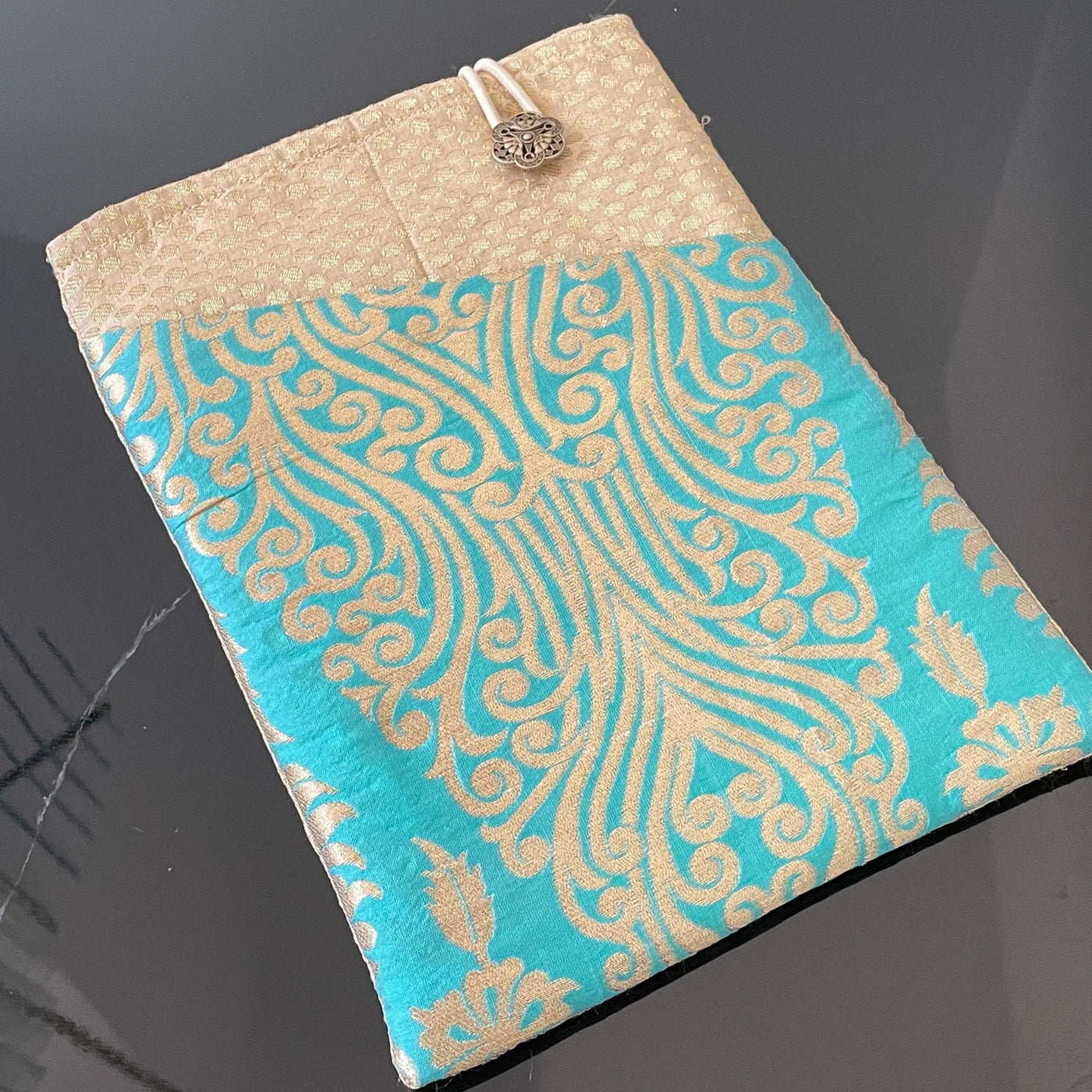 Teal Saree Sleeve