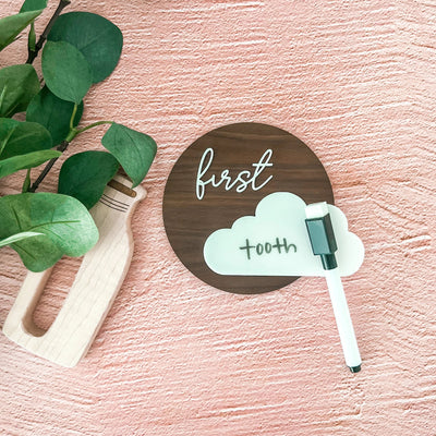 Dry erase birth milestone rounds