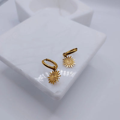 Roshni Earrings